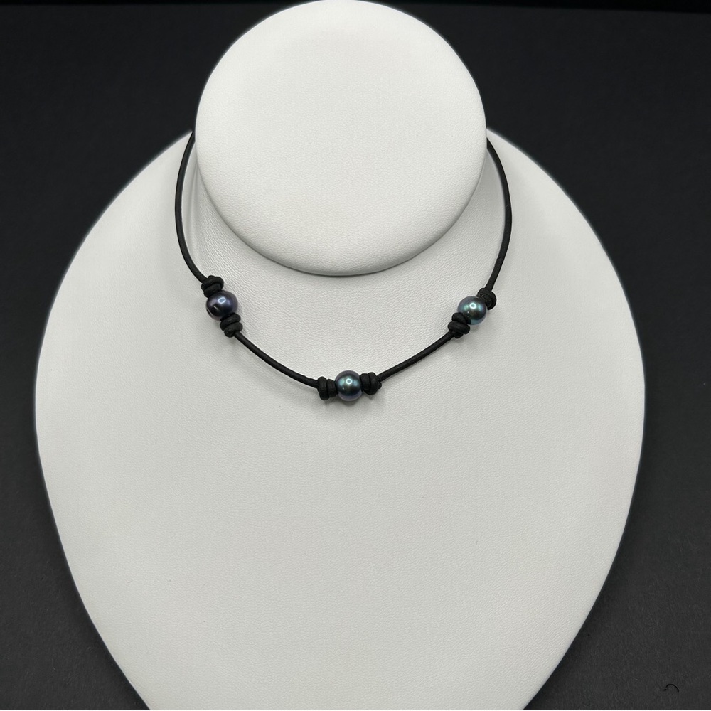 NEW Freshwater Peacock Pearl Choker Necklace. Handmade - Picture 4 of 6